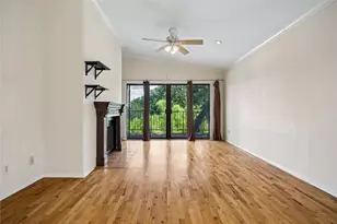409 E 38th St, Austin, TX 78705 - Photo 2