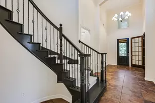 560 Aspen Dr, Austin, TX 78737 - Photo 4
