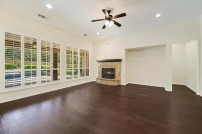 560 Aspen Drive, Austin, TX 78737 - Photo 2