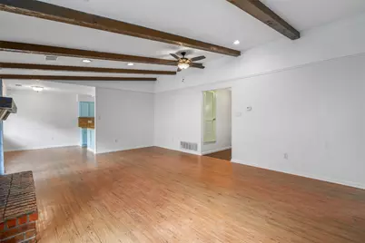 10057 Woodland Village Drive, Austin, TX 78750 - Photo 8
