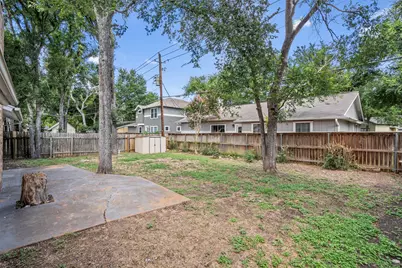 10057 Woodland Village Drive, Austin, TX 78750 - Photo 24