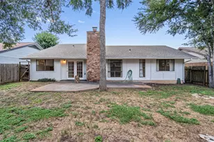 10057 Woodland Village Dr, Austin, TX 78750 - Photo 26