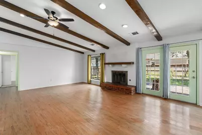 10057 Woodland Village Drive, Austin, TX 78750 - Photo 6