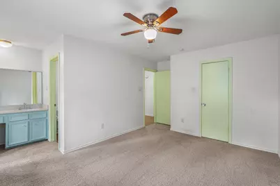 10057 Woodland Village Drive, Austin, TX 78750 - Photo 14