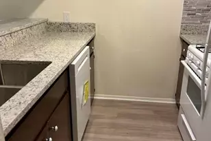 312 E 43rd St, Austin, TX 78751 - Photo 4