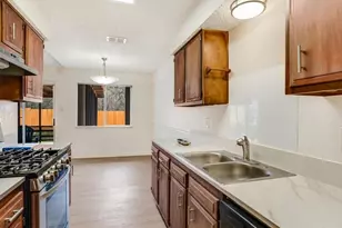 3908 Holt Dr, Austin, TX 78749 - Photo 12