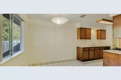 3908 Holt Drive, Austin, TX 78749 - Photo 10