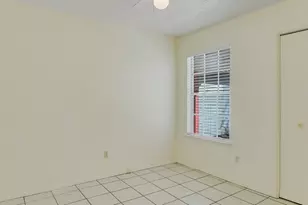 3908 Holt Dr, Austin, TX 78749 - Photo 6