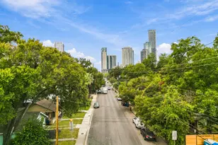1507 1/2 Holly St, Austin, TX 78702 - Photo 2