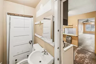 1507 1/2 Holly St, Austin, TX 78702 - Photo 18