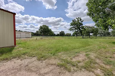1410 US Highway 90A East, Hallettsville, TX 77964 - Photo 26