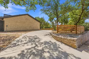 8312 Adirondack Trail, Austin, TX 78759 - Photo 38