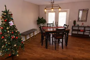 200 E Keanahalululu Ln, Bastrop, TX 78602 - Photo 14