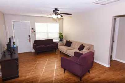 200 E Keanahalululu Lane #R, Bastrop, TX 78602 - Photo 6