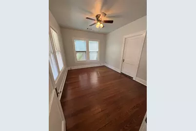 915 W 29th Street, Austin, TX 78705 - Photo 4