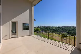 912 Bristol Crk Bnd, Lakeway, TX 78738 - Photo 16
