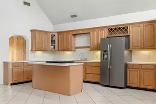 661 S College St, La Grange, TX 78945 - Photo 6