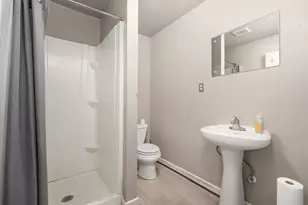 6107 Felix Ave, Austin, TX 78741 - Photo 26