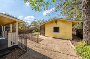 6107 Felix Ave, Austin, TX 78741 - Photo 30