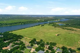 266 Turkey Run, Meadowlakes, TX 78654 - Photo 2