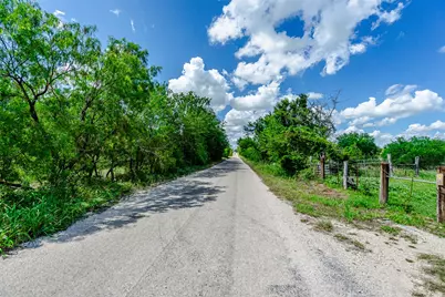 3109 Tenney Creek Road, Luling, TX 78648 - Photo 18
