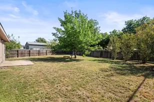 2100 Boyer Dr, Taylor, TX 76574 - Photo 40