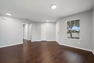 2100 Boyer Dr, Taylor, TX 76574 - Photo 20