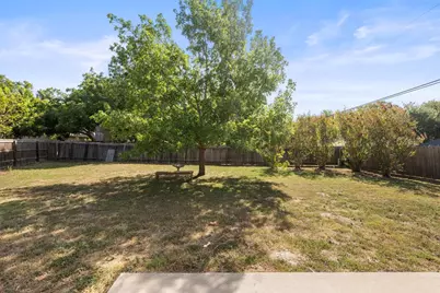 2100 Boyer Drive, Taylor, TX 76574 - Photo 38
