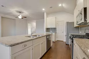 220 Allegrini St, Leander, TX 78641 - Photo 8