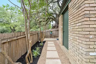 1015 E Yager Ln, Austin, TX 78753 - Photo 22