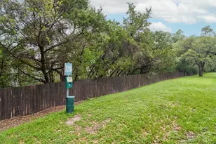 1015 E Yager Ln, Austin, TX 78753 - Photo 30