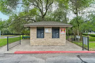 1015 E Yager Ln, Austin, TX 78753 - Photo 32