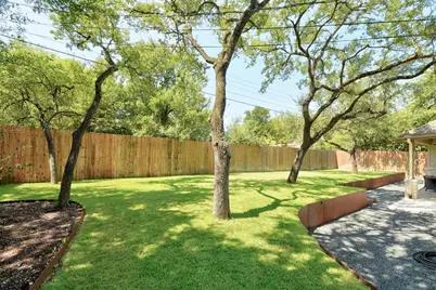 1006 Lipan Trail, Austin, TX 78733 - Photo 32