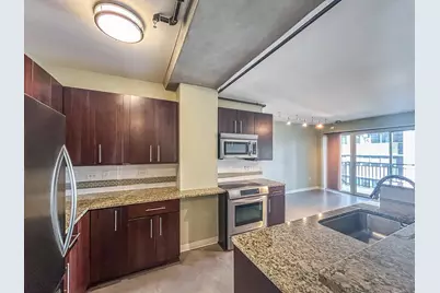 800 Brazos Street #1006, Austin, TX 78701 - Photo 4