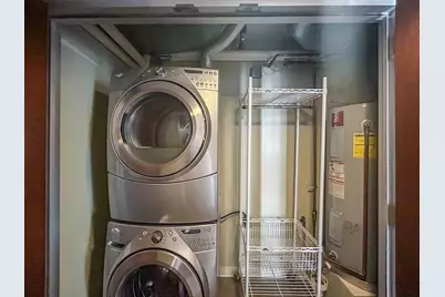 800 Brazos Street #1006, Austin, TX 78701 - Photo 20