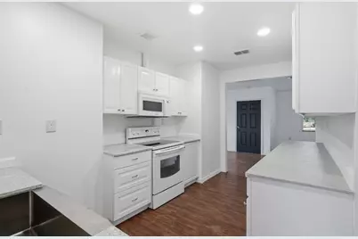 7606 Williamson Creek Drive, Austin, TX 78736 - Photo 14