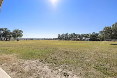 217 Oak Hill Drive, Liberty Hill, TX 78642 - Photo 28