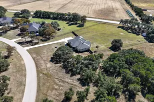 217 Oak Hill Dr, Liberty Hill, TX 78642 - Photo 34