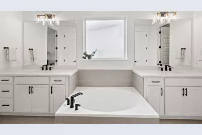 8600 Lefrak Drive, Austin, TX 78744 - Photo 24