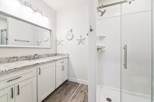 430 Amanda Cir, Galveston, TX 77554 - Photo 36