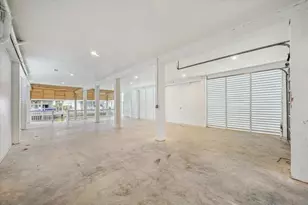 430 Amanda Cir, Galveston, TX 77554 - Photo 38