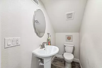 430 Amanda Circle, Galveston, TX 77554 - Photo 18