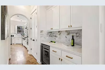 15101 Barrie Drive, Lakeway, TX 78734 - Photo 14