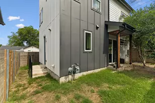 5305 Ledesma Rd, Austin, TX 78721 - Photo 24