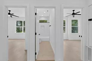 5305 Ledesma Rd, Austin, TX 78721 - Photo 14