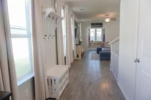 153 Blue Agate Ct, Jarrell, TX 76537 - Photo 2