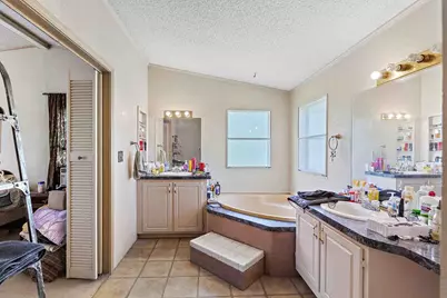 277 Mesquite Drive, Cedar Creek, TX 78612 - Photo 14