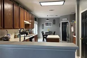 318 Belinda Ct, Bastrop, TX 78602 - Photo 2