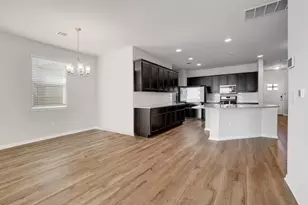 105 Brunnen Wy, Georgetown, TX 78626 - Photo 4
