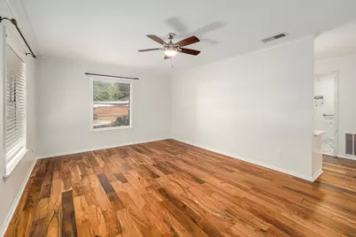 418 S Main Street, Thrall, TX 76578 - Photo 20